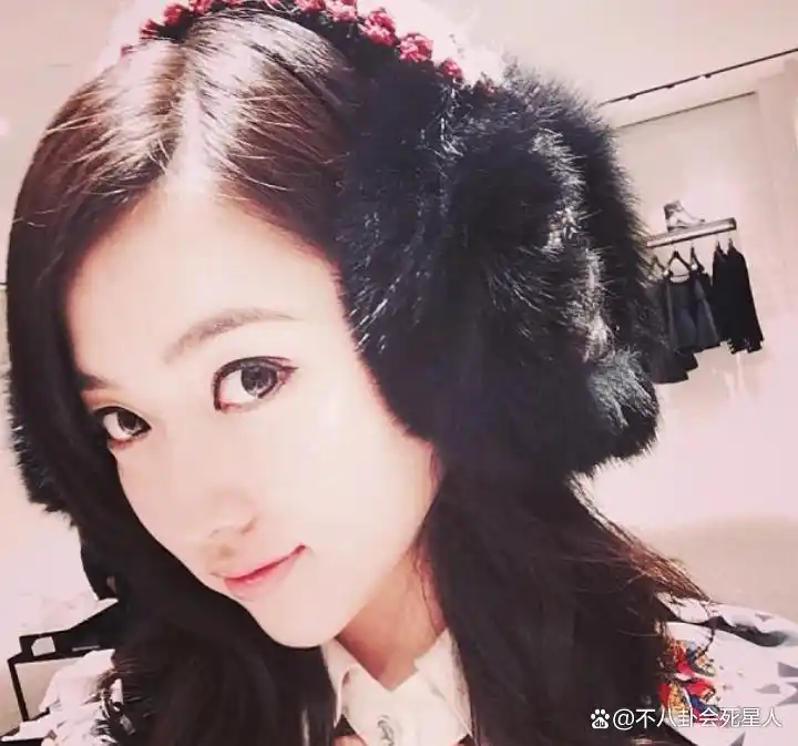 14岁嫩模受欢迎吗_文咏珊杨颖关系_港圈嫩模现状