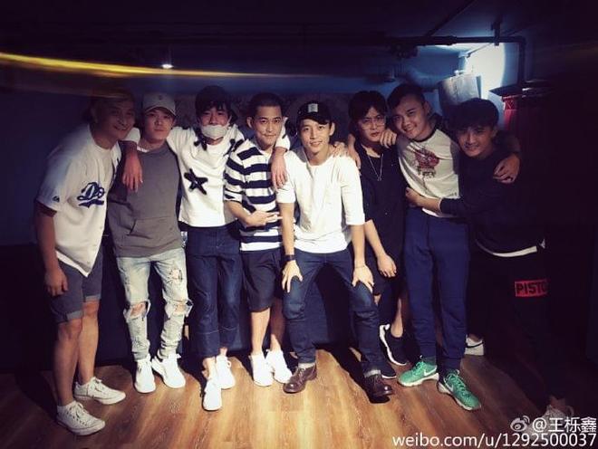 王栎鑫和张杰是一届的吗_07快男兄弟聚会 张杰缺席原因分析_陈楚生张杰苏醒魏晨等现状对比