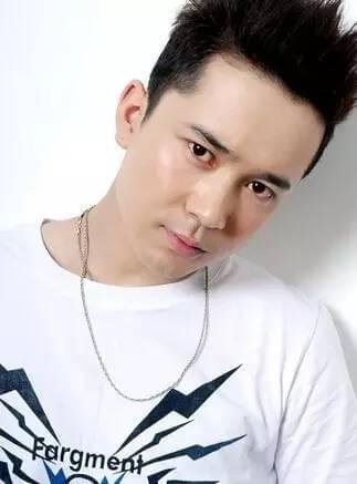 王栎鑫和张杰是一届的吗_07快男兄弟聚会 张杰缺席原因分析_陈楚生张杰苏醒魏晨等现状对比