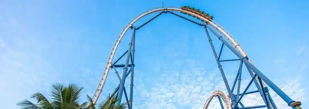 深圳欢乐谷过山车追尾事故_欢乐谷事故_雪域雄鹰过山车碰撞事件