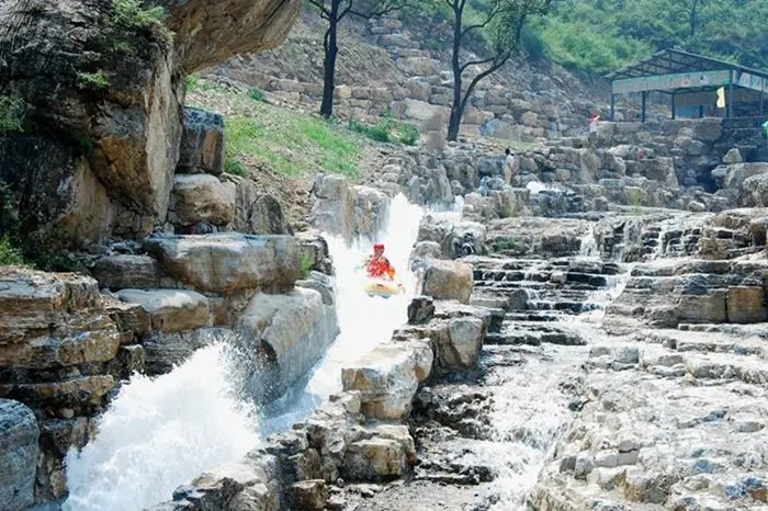 延庆一日游团建拓展_延庆真人cs_延庆玉渡山古崖居一日游