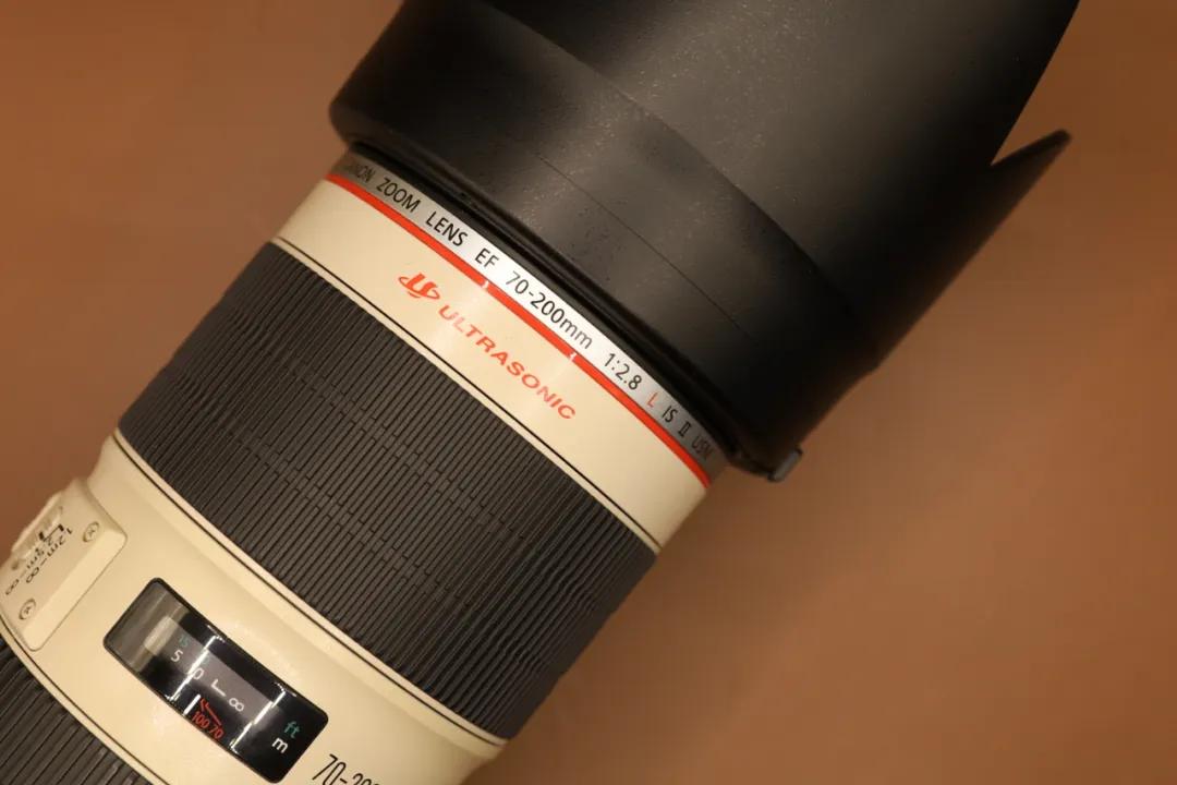 佳能金圈镜头_佳能RF-S卡口镜头评测_佳能RF镜头推荐