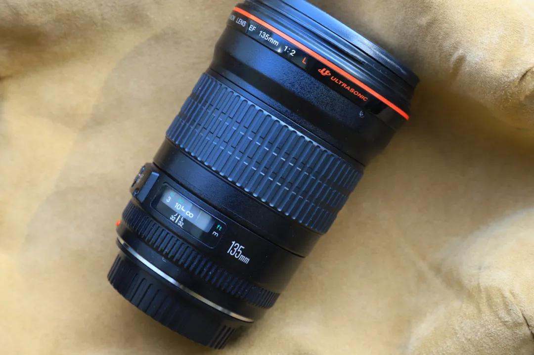 佳能RF镜头推荐_佳能金圈镜头_佳能RF-S卡口镜头评测