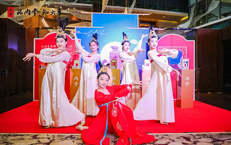 客户感恩回馈活动方案_高端客户答谢活动策划_小型客户答谢会图片