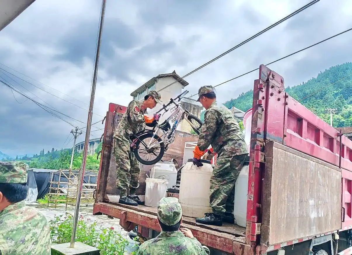 雷山洪水_贵州省雷山县永乐镇强降雨防汛_雷山县永乐镇防汛救灾经验