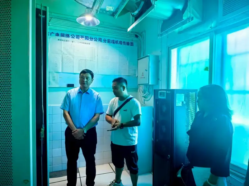 开阳县文化市场治理_开阳县扫黄打非专项行动_检查网吧新闻报道