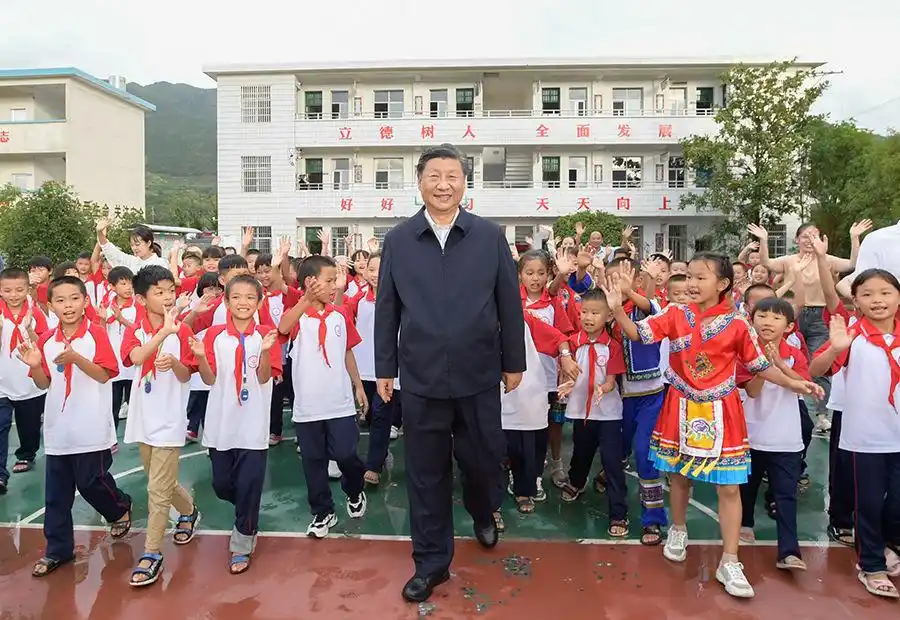 总书记的“家常话”格外暖心_习近平总书记对少年儿童的期望_习近平总书记关心关爱少年儿童成长