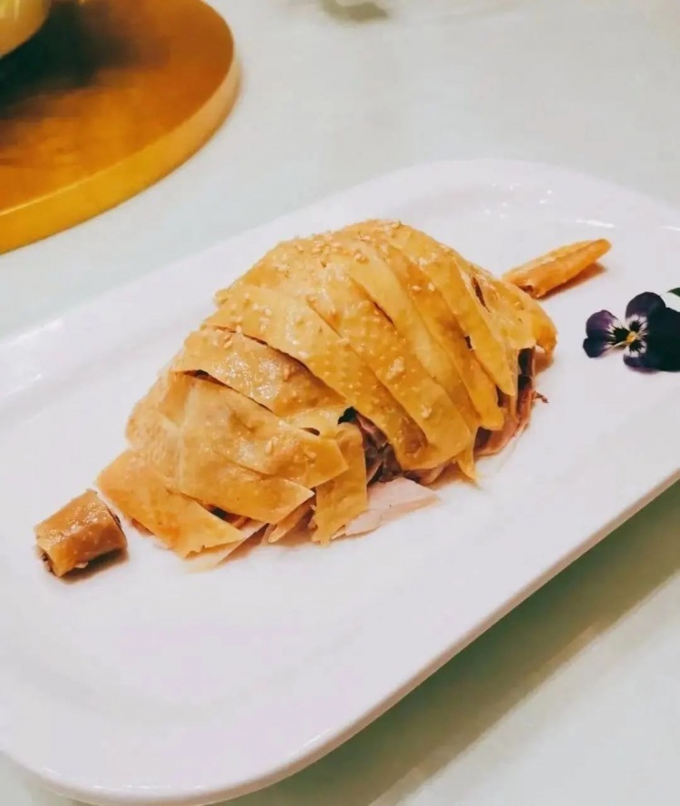 港城新天地_临港新片区特色餐饮_港城新天地美食推荐