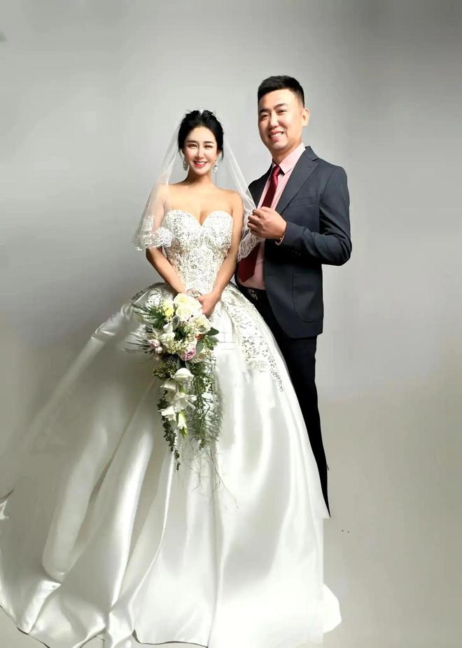 张暖雅全婐照片图bt_张暖雅43岁怀孕生子农村生活_张暖雅从香港到山东的婚姻转变