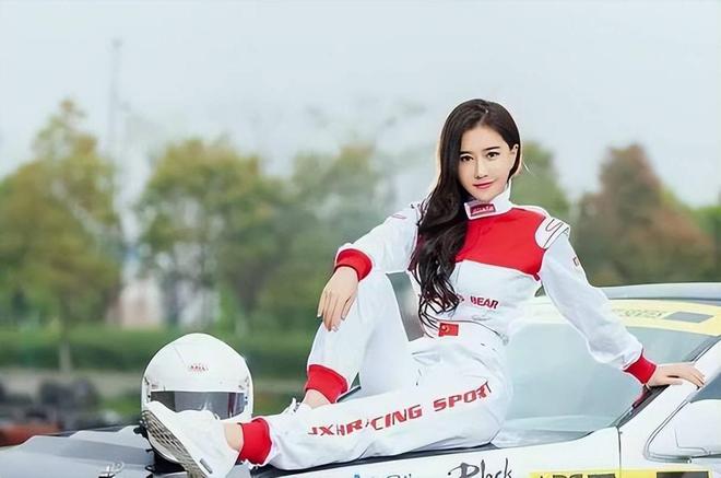 张暖雅离开娱乐圈选择农村生活_张暖雅嫁给农村男子_张暖雅全婐照片图bt