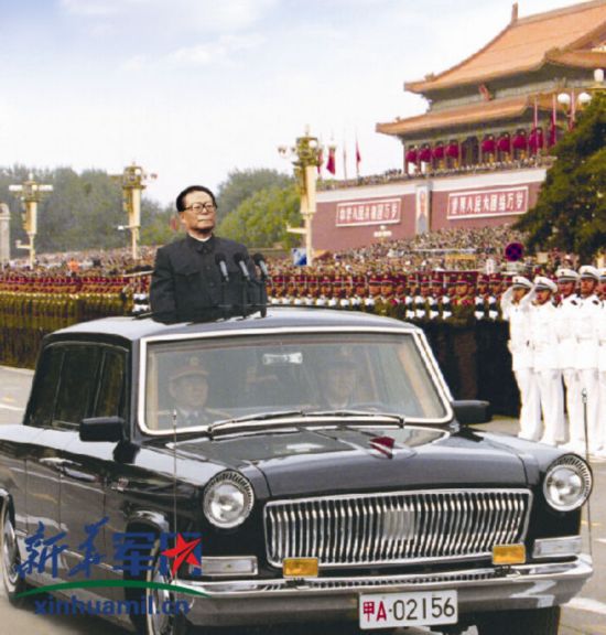 回顾1999国庆阅兵：多个兵种首次受阅 主战坦克抢眼（组图）