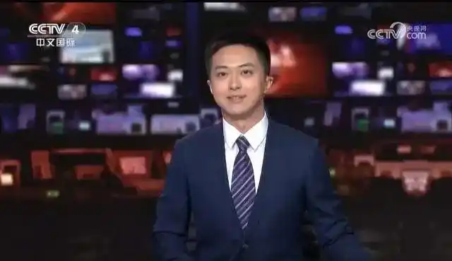中文国际主持人刘姝婧_央视主持人大全_总台综艺频道左琰