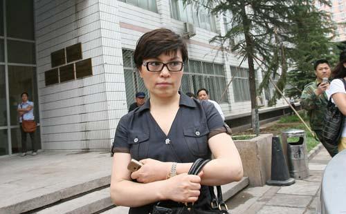 新闻播报视频_李瑞英 央视新闻联播 播报员
