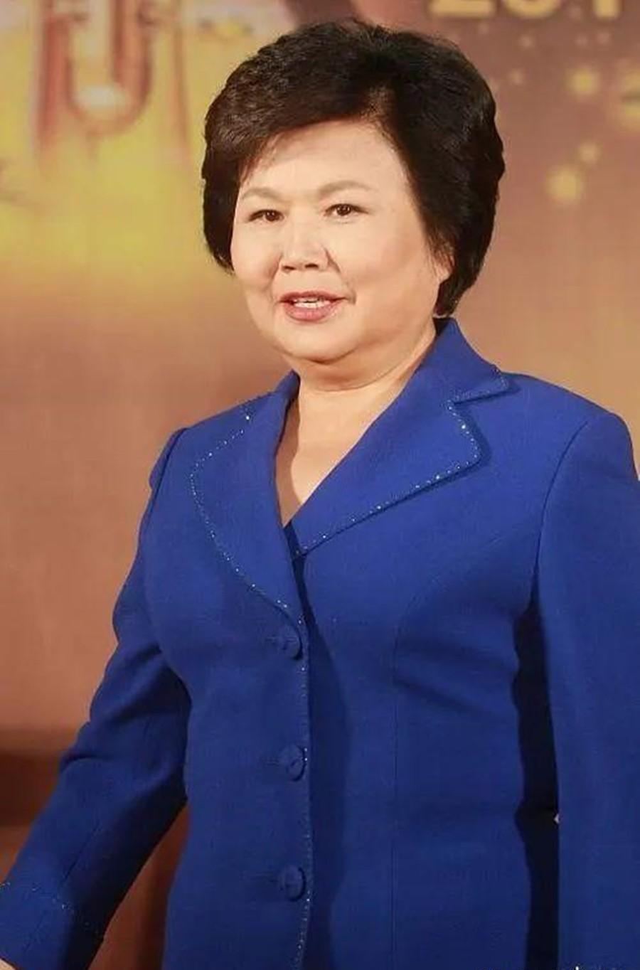 刑质斌的丈夫 邓仆方_邢质斌 电视一姐 退休生活