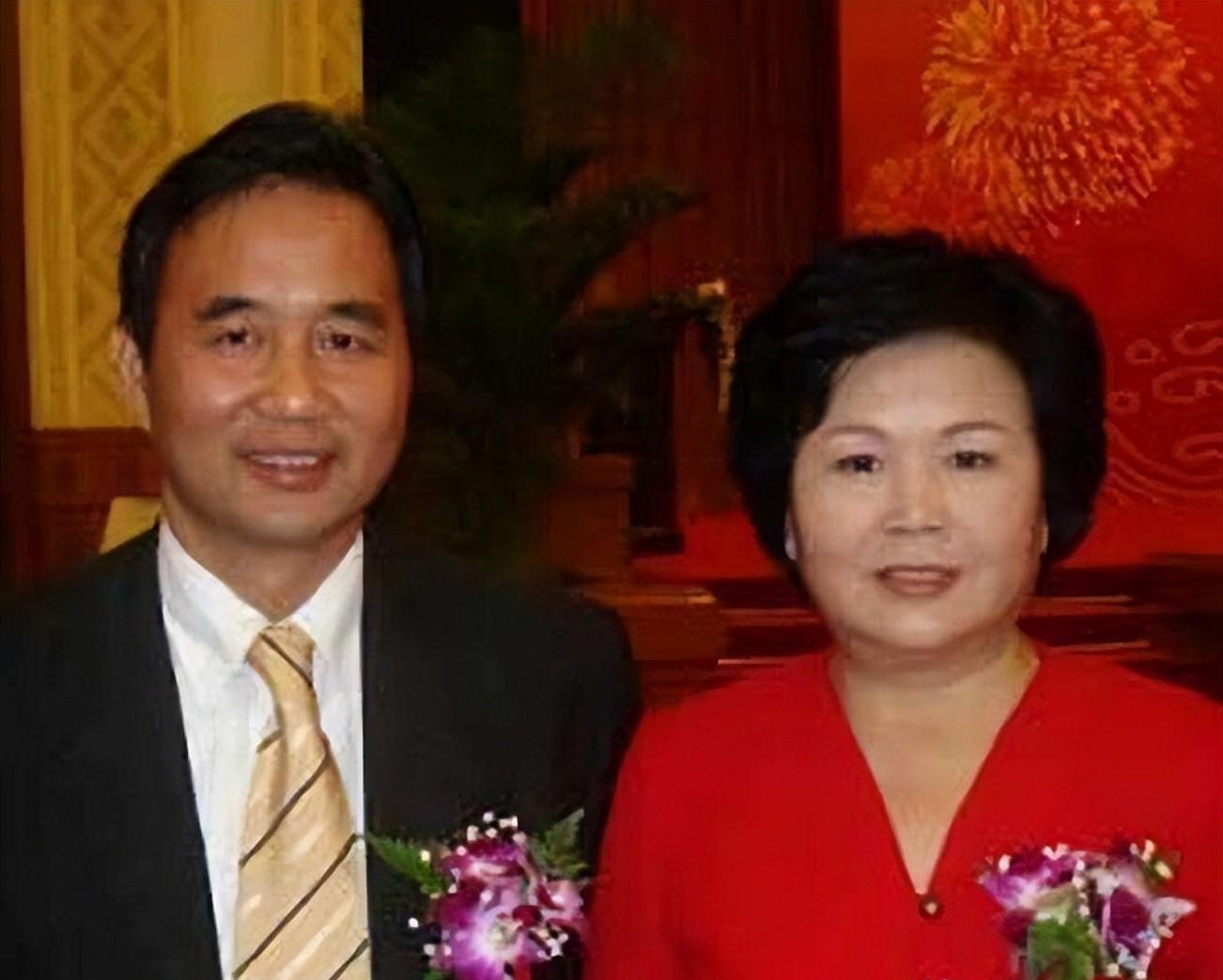 刑质斌的丈夫 邓仆方_邢质斌 电视一姐 退休生活