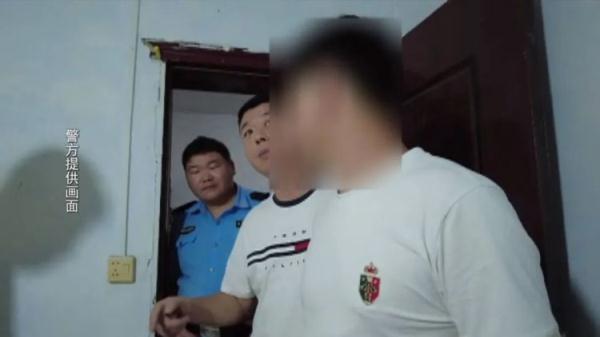 女子买酒被骗六万 民警揪出嫌疑人！现场查获假酒375瓶 涉案30余万元