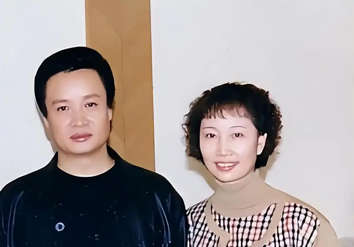  阎维文 爱情故事 _阎维文 早年经历 _阎维文简历 千金
