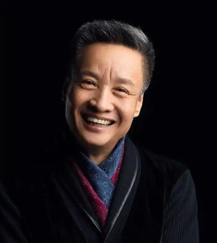  阎维文 爱情故事 _阎维文 早年经历 _阎维文简历 千金
