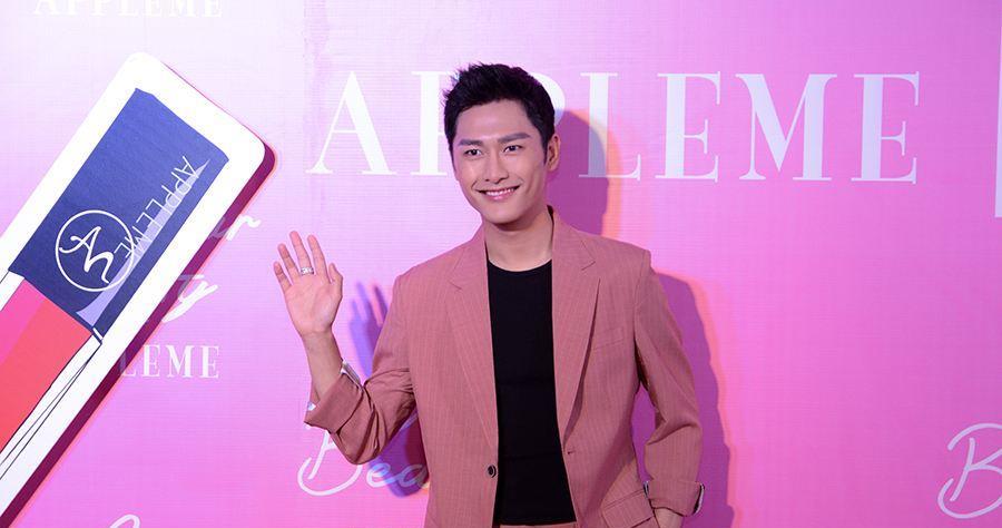 朱梓骁得罪郭敬明被封杀事件_朱梓骁肛裂事件真相_朱梓骁为什么消失了