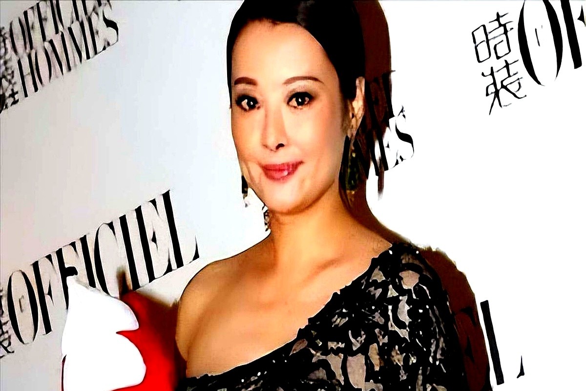 女星红毯大尺度着装_娱乐圈性别偏见_女明星性感造型被骂