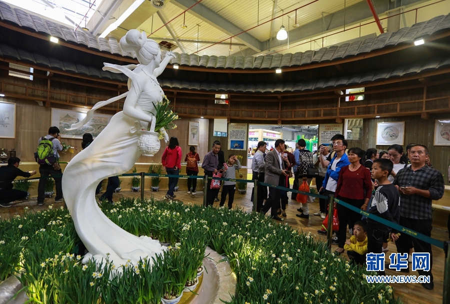 漳州新闻网 第十七届花博会_第九届海峡两岸现代农业博览会·第十九届海峡两岸花卉博览会 福建漳州花博园 果蔬轨道栽培技术