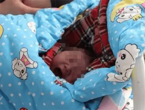 婆婆收养男婴真相_女子引产被拒诞下女婴被医生抱养_重男轻女婆婆卖孙女事件