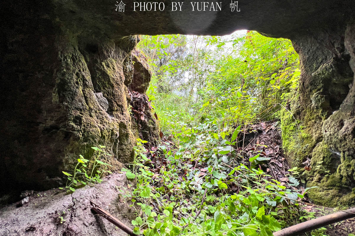 重庆发现巨大神秘洞穴_重庆潼南土匪洞_涪江悬崖洞穴探秘