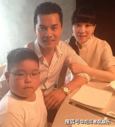 吕良伟软饭硬吃21年_吕良伟第二任老婆_吕良伟感情经历
