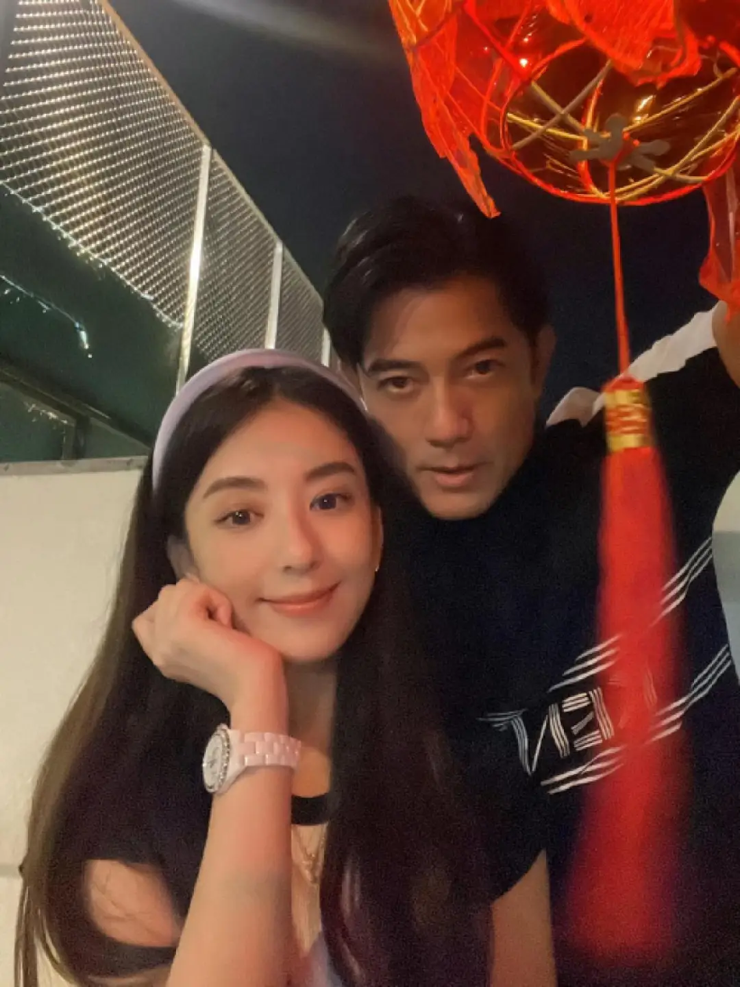 香港男星内地媳妇_香港男星婚姻现状_吕良伟第二任老婆