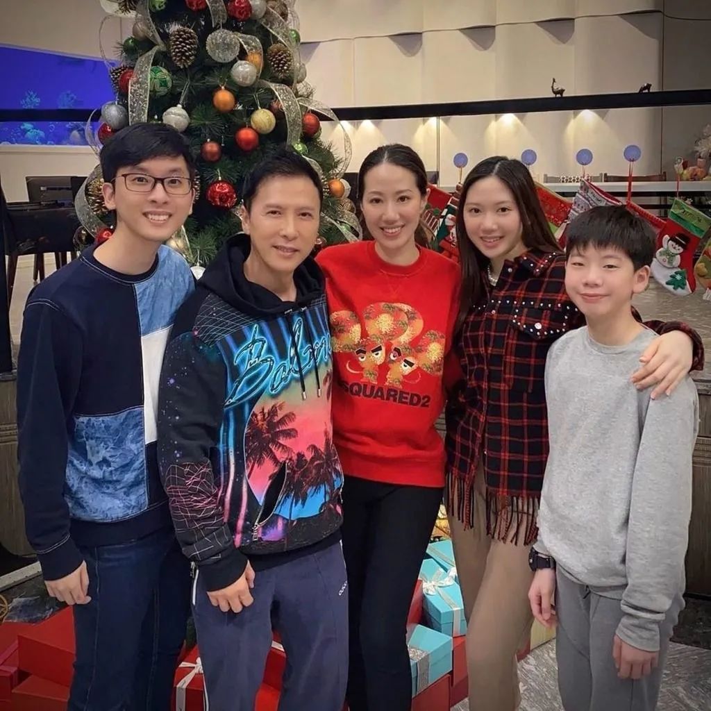 吕良伟杨小娟长期恩爱_吕良伟第二任老婆_甄子丹汪诗诗婚姻幸福