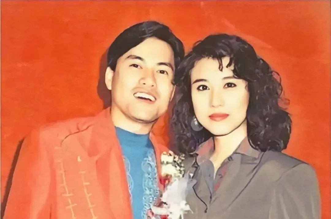吕良伟第二任老婆_吕良伟杨小娟长期恩爱_甄子丹汪诗诗婚姻幸福