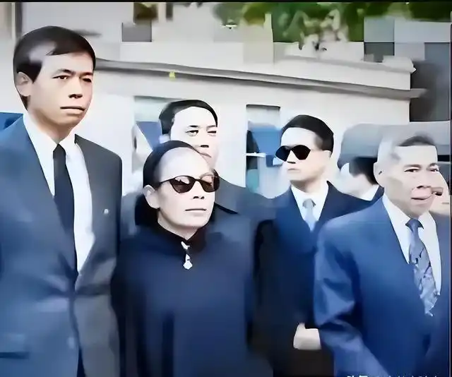 蒋孝章  蒋经国 女儿奴_俞扬蒋孝章