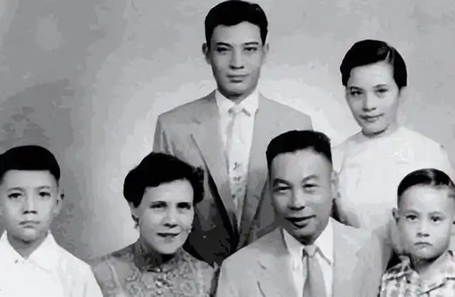 蒋孝章  蒋经国 女儿奴_俞扬蒋孝章