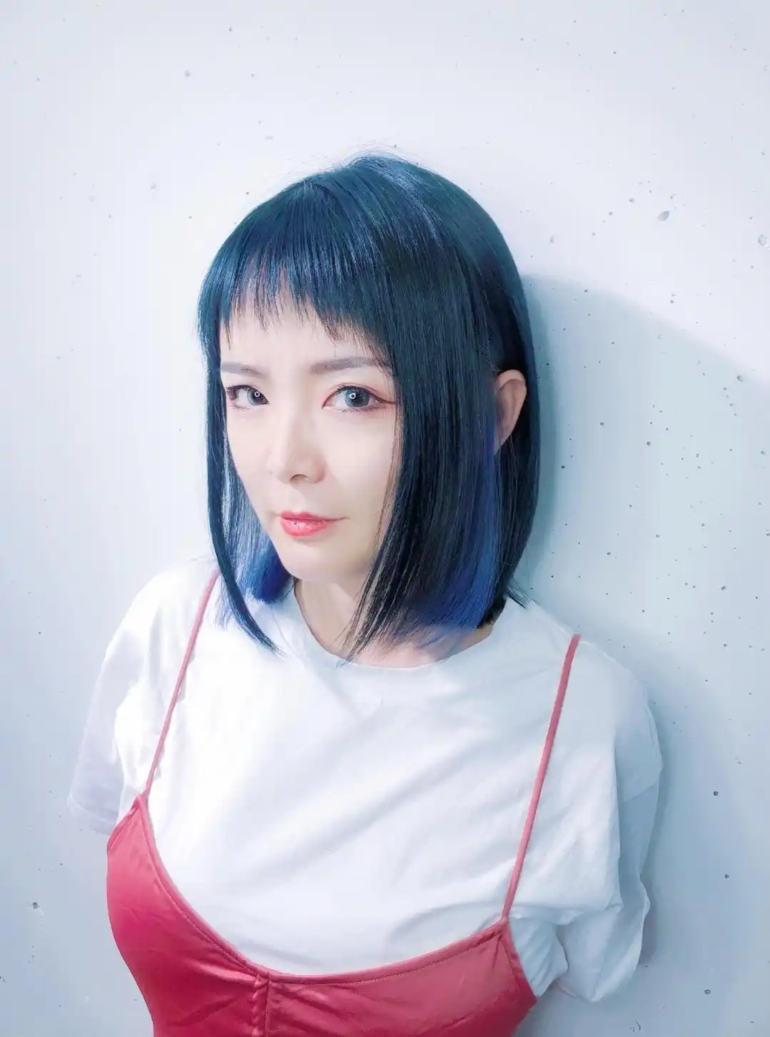 时尚女人发型_显白减龄女神发型_今年最流行女士发型