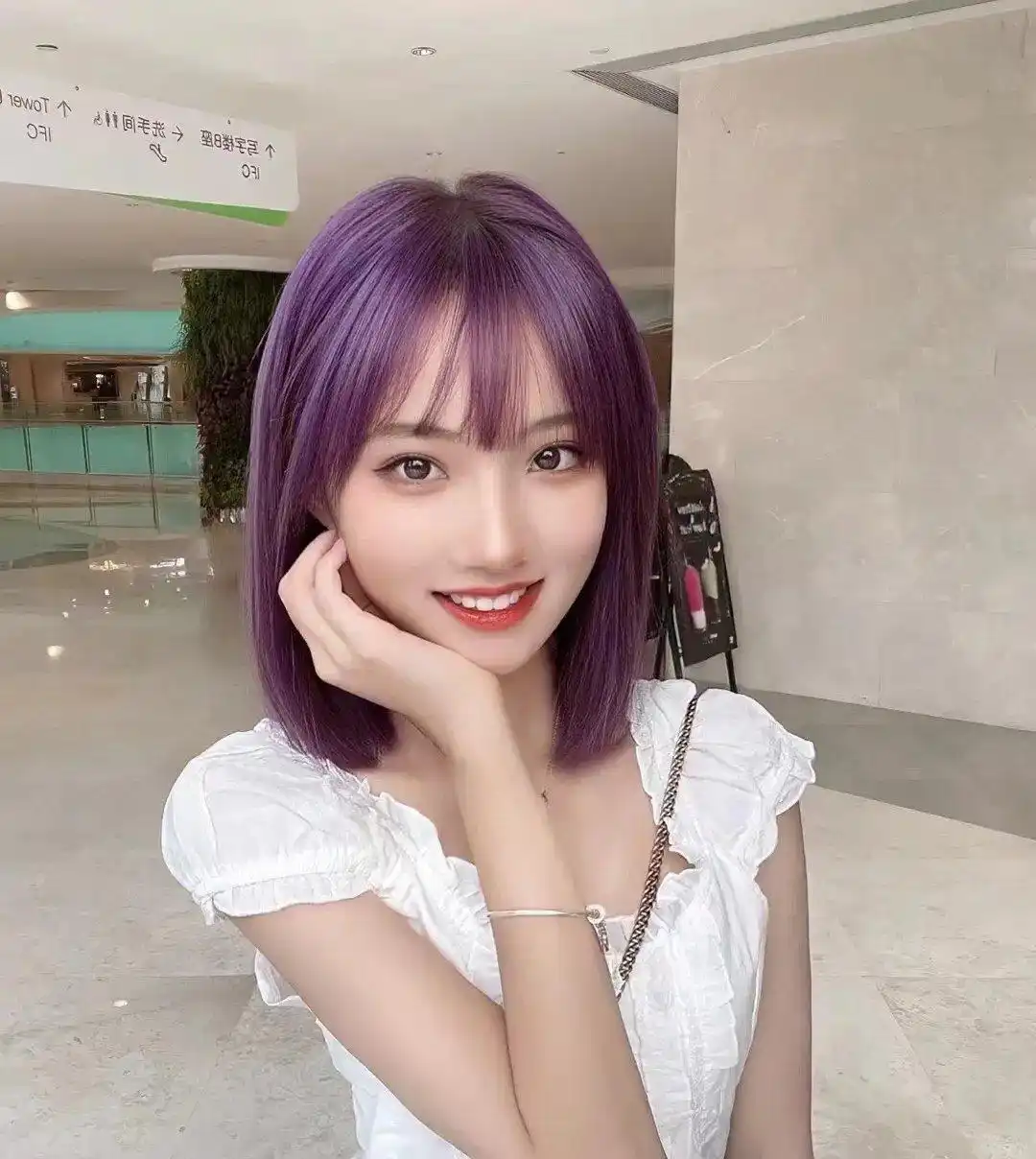 今年最流行女士发型_超短露耳发_女士流行发型