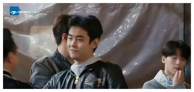 纪凌尘演技差被朱梓骁怒斥_无限超越班纪凌尘朱梓骁撕逼_朱梓骁怎么了