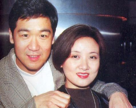 张国立与罗秀春婚姻故事_张国立好男人标准_演员张国立前妻