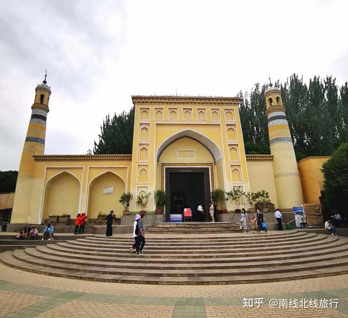 新疆南北疆旅游路线_新疆南北疆景点推荐_新疆比较大的论坛网站
