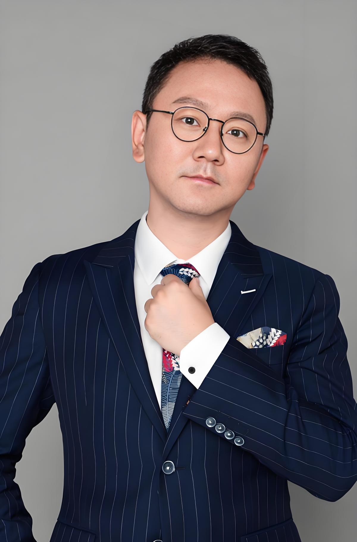 今日关注 薛乐 主持人生涯_今日关注薛乐离职原因