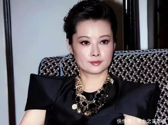 袁立徐威十二同居_袁立感情经历分析_袁立与徐威