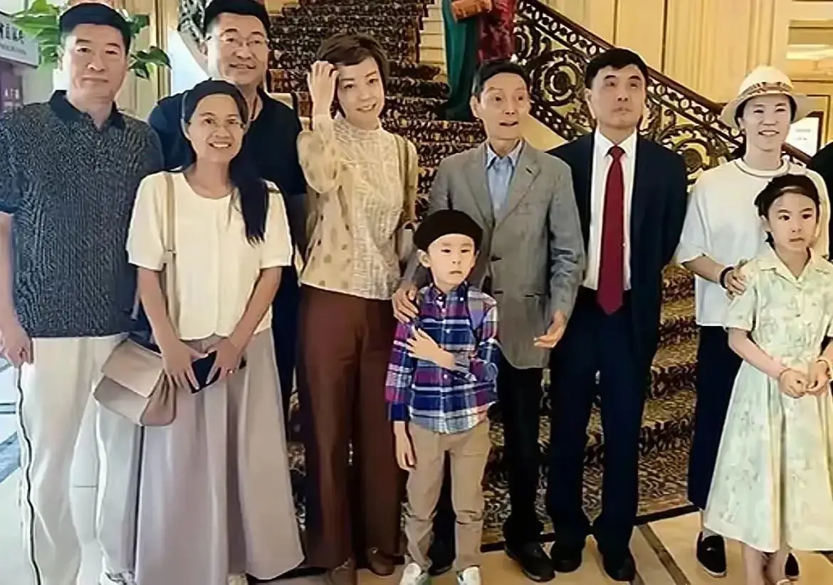 张怡宁从大魔王到温婉人妻的婚姻生活_张怡宁与徐威十六年婚姻幸福吗_张怡宁和徐威恩爱视频