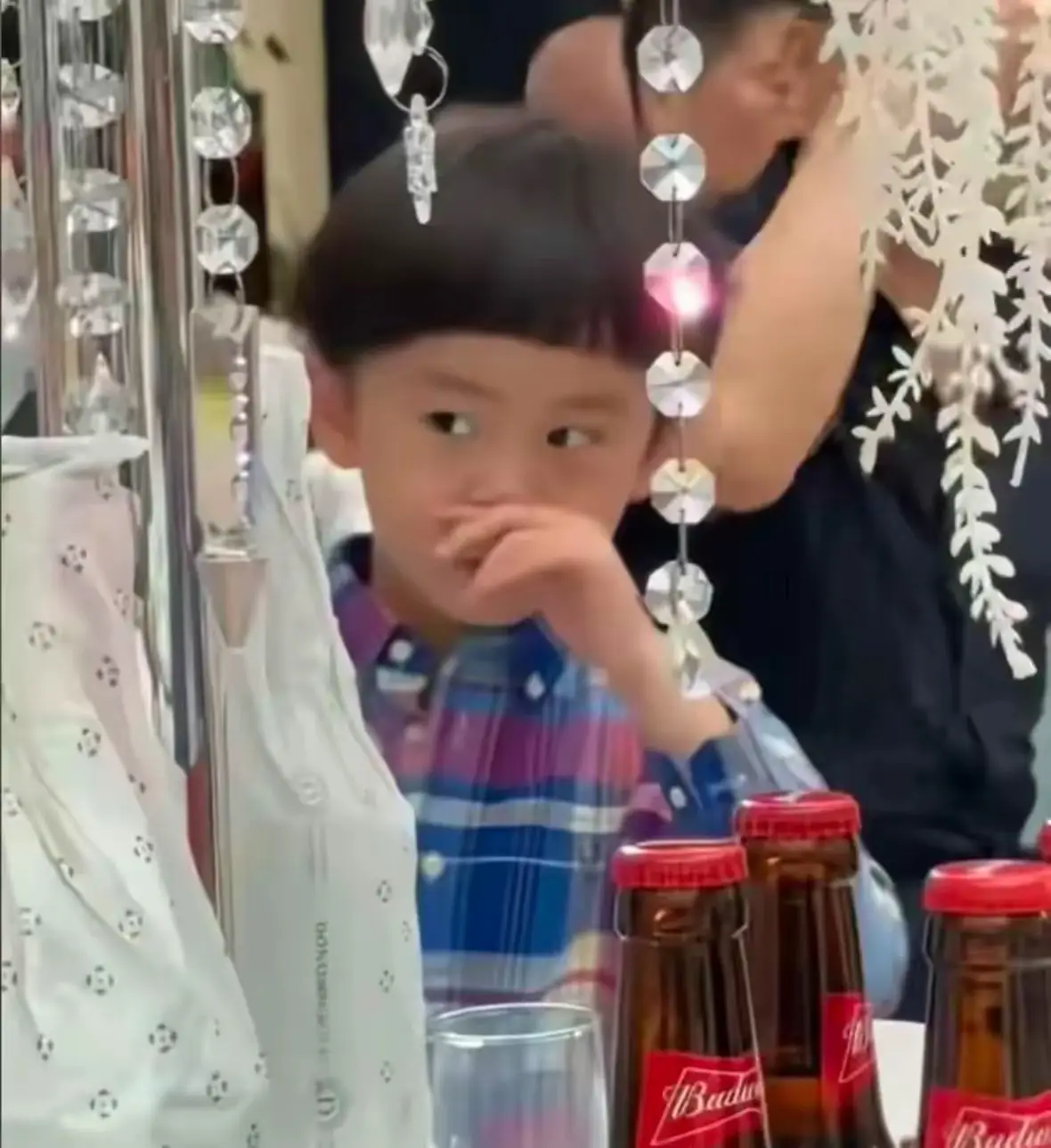张怡宁从大魔王到温婉人妻的婚姻生活_张怡宁与徐威十六年婚姻幸福吗_张怡宁和徐威恩爱视频