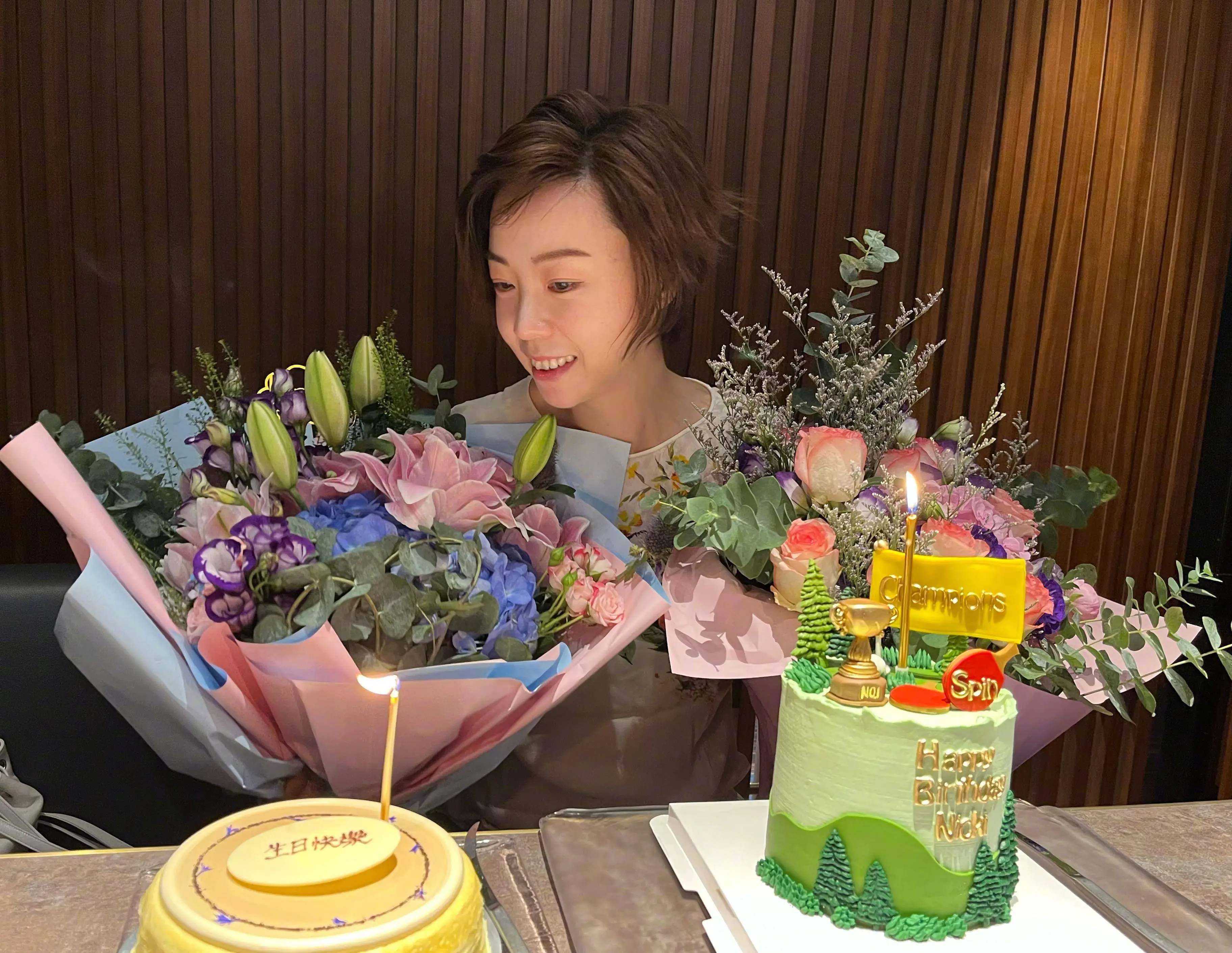 张怡宁与徐威十六年婚姻幸福吗_张怡宁和徐威恩爱视频_张怡宁从大魔王到温婉人妻的婚姻生活