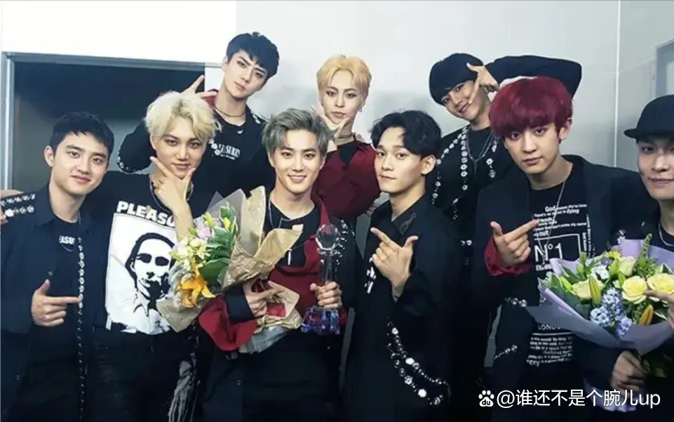 鹿晗生日现状_鹿晗家世背景_吴亦凡鹿晗的照片大全