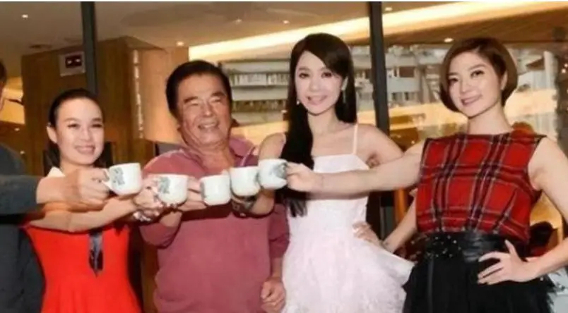 雷洪 六位妻子_雷洪 传奇人生_雷洪一妻五妾