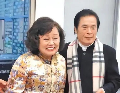 雷洪一妻五妾_雷洪 传奇人生_雷洪 六位妻子
