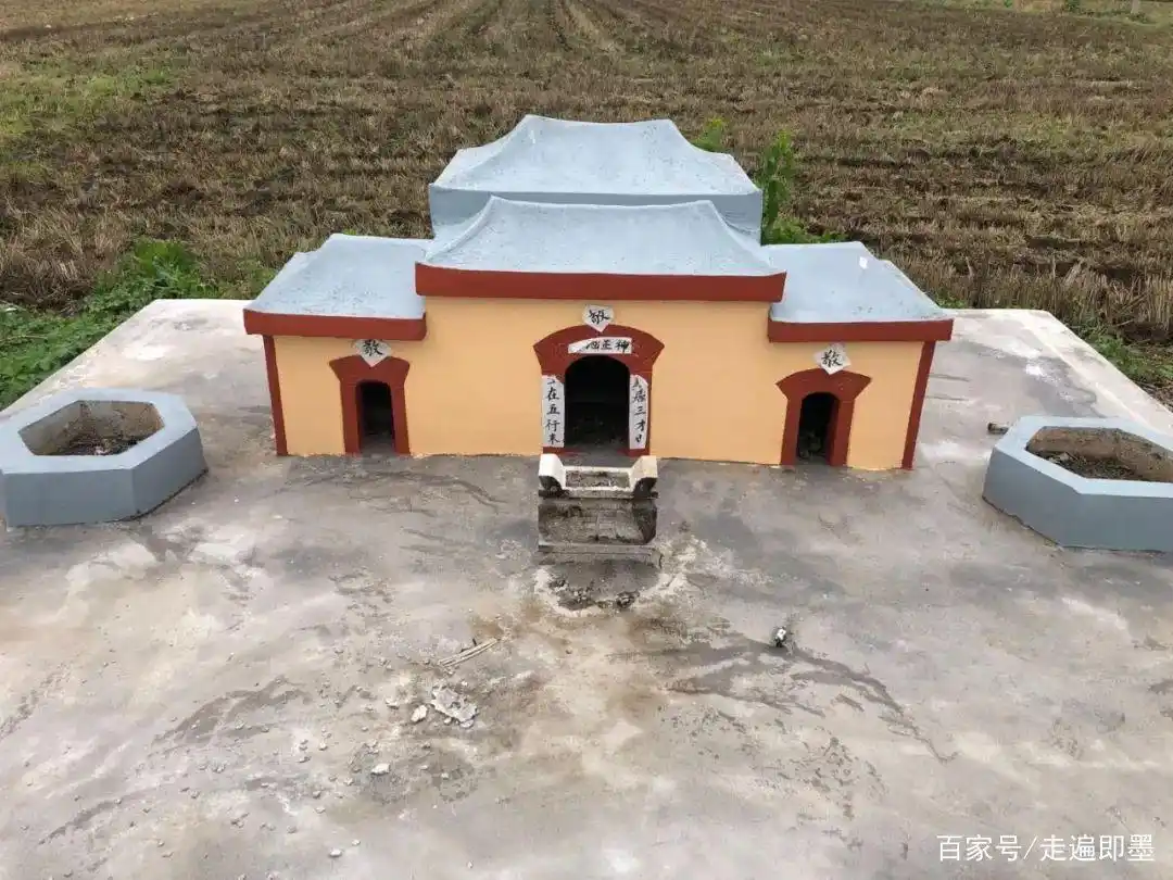 土地爷信仰_怎样供奉土地爷爷土地奶奶_土地庙介绍