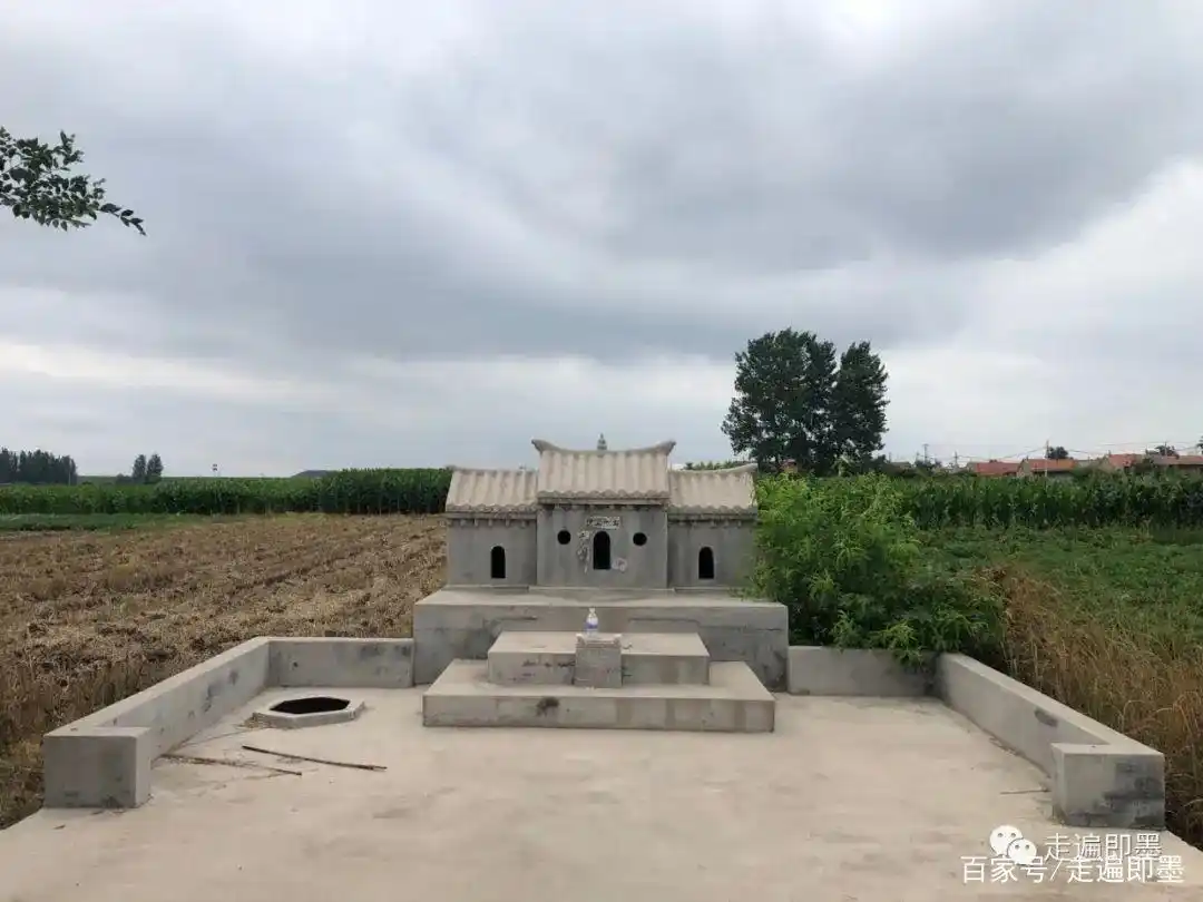 怎样供奉土地爷爷土地奶奶_土地爷信仰_土地庙介绍