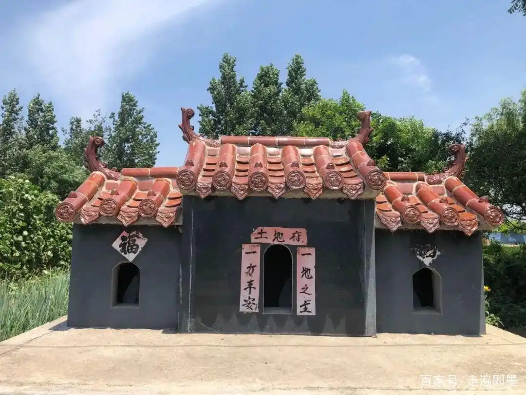 土地爷信仰_怎样供奉土地爷爷土地奶奶_土地庙介绍