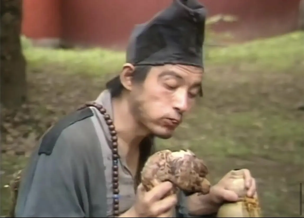 游本昌济公40周年重聚_游本昌健康近况养老院生活_92岁游本昌回应入住养老院